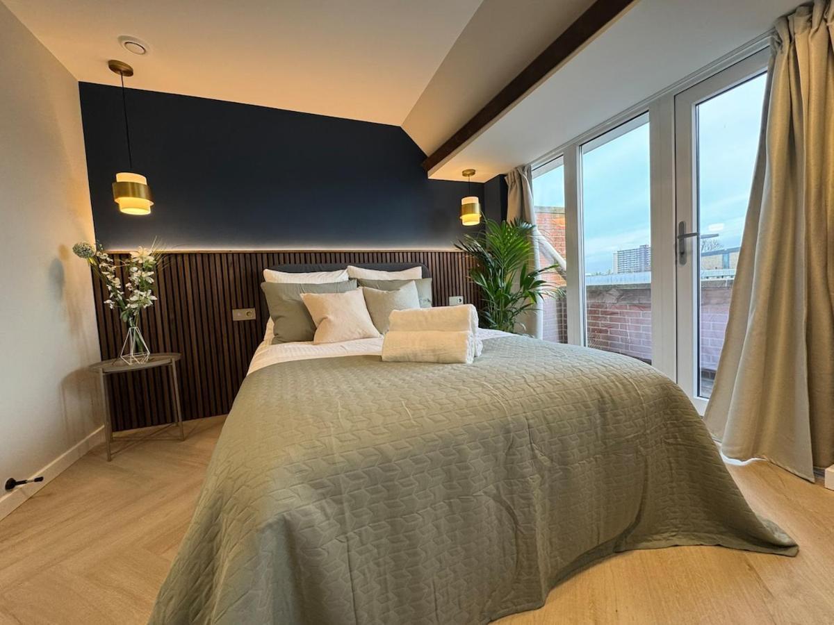 The Glamorous Chic Garden View R4 Appartement Den Haag