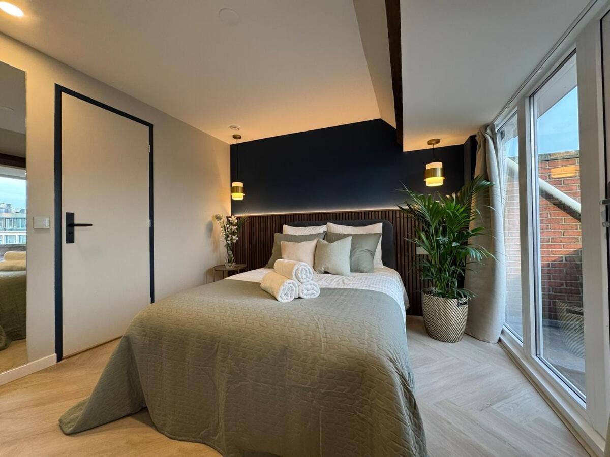 The Glamorous Chic Garden View R4