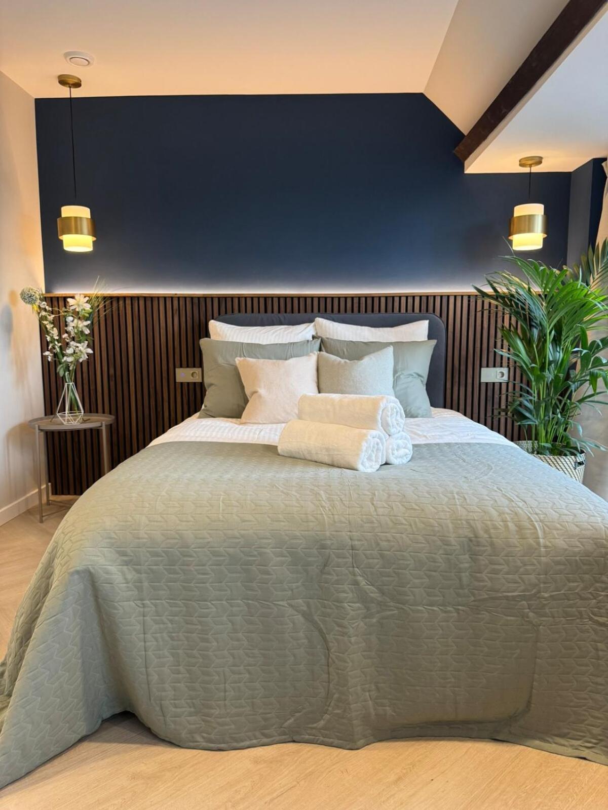 The Glamorous Chic Garden View R4 Appartement